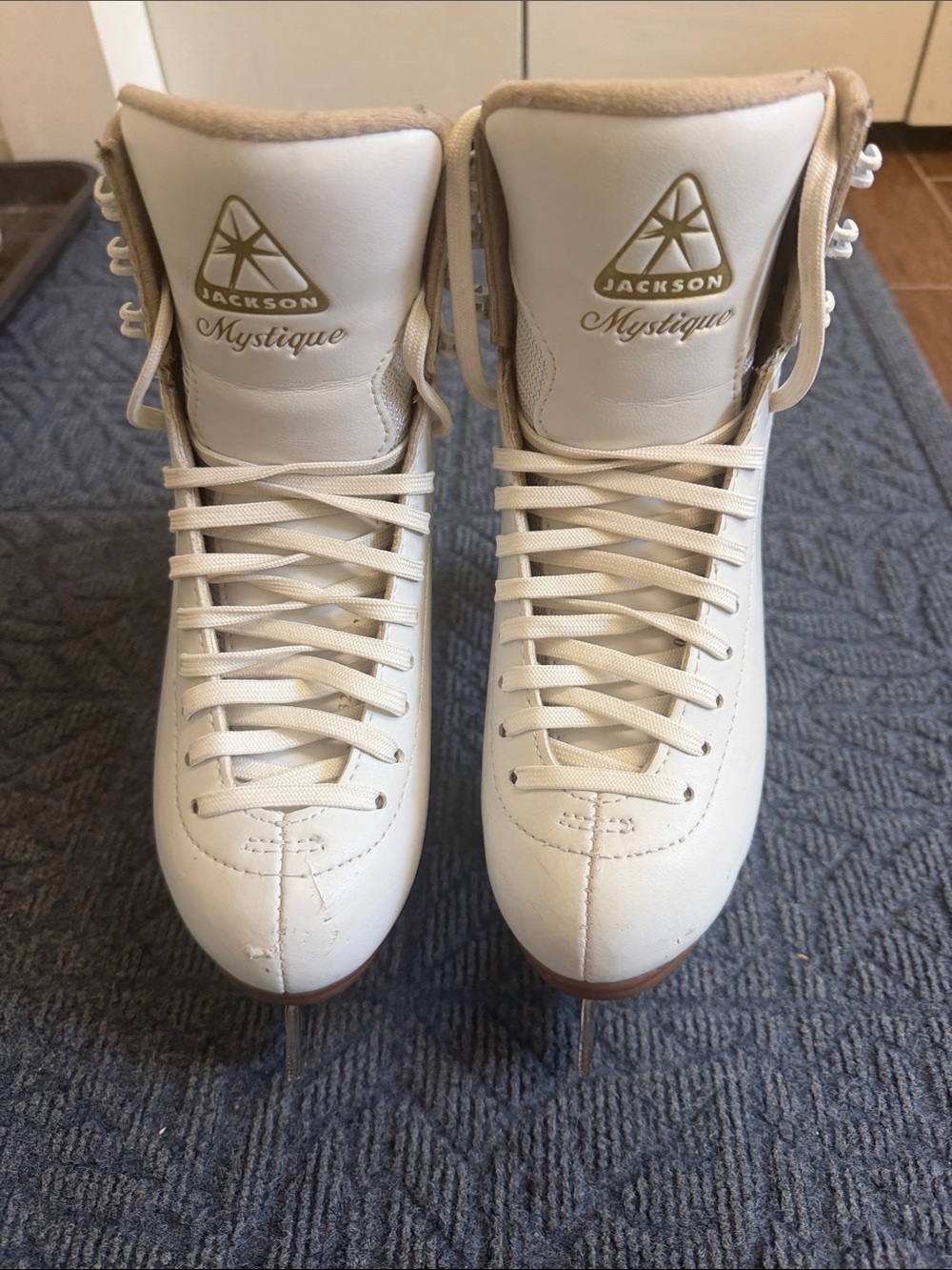 JACKSON Mystique Cream Lace-Up Kids Figure Skates
